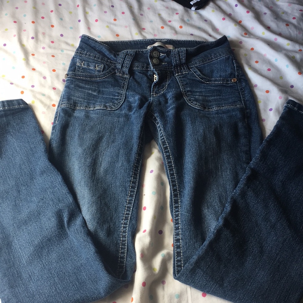 Jeans